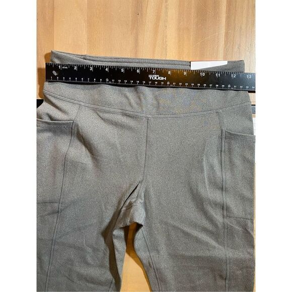 NWT Reebok Fitted Stretch Pants‎ - Picture 7 of 7